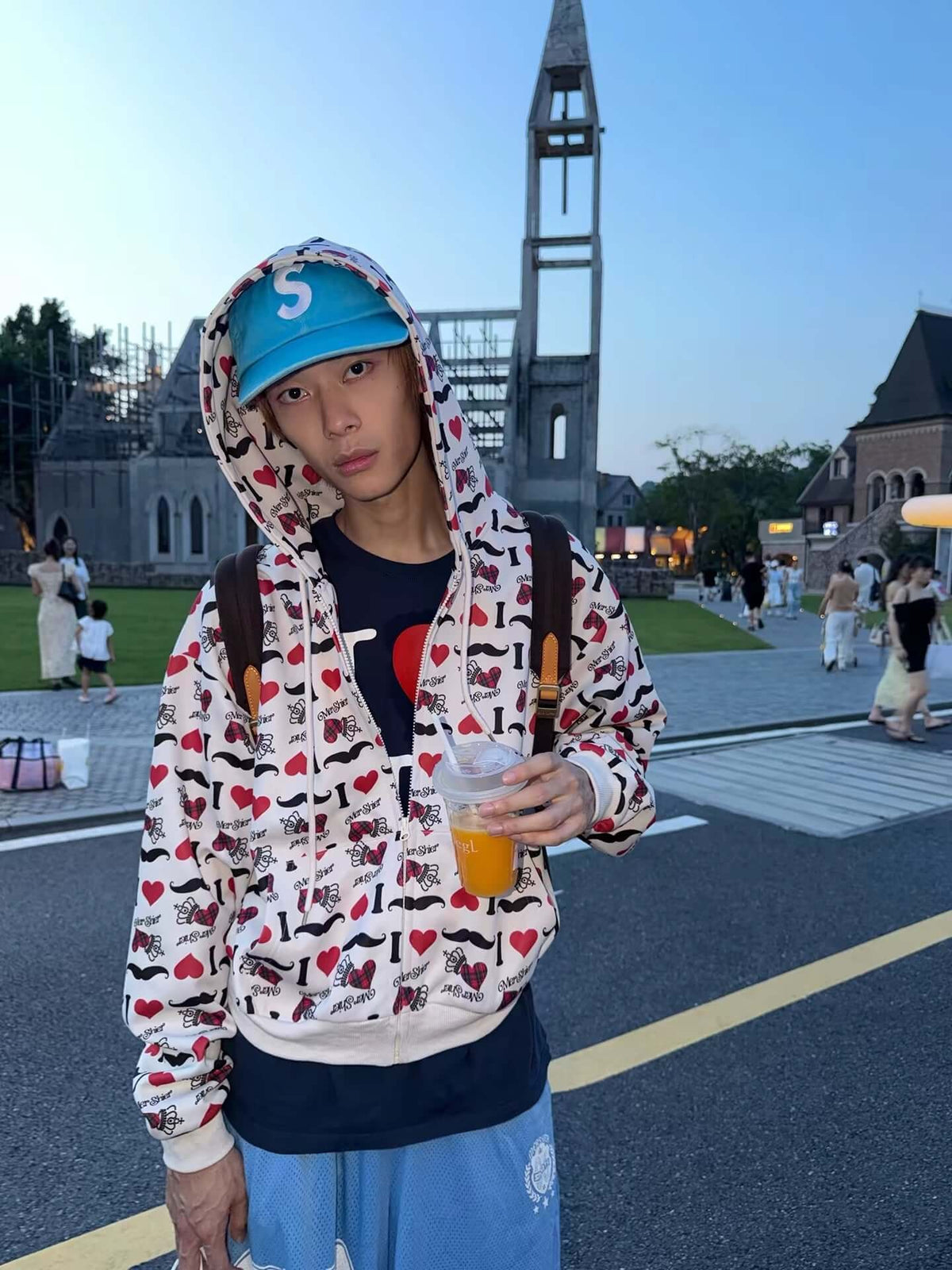 “I LOVE” Heart Print Zip-Up Hoodie — image 5