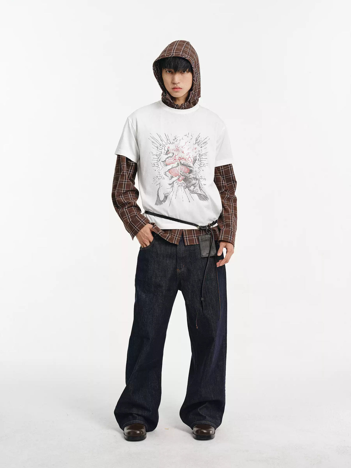 Sketch Graffiti Love Tee — image 4