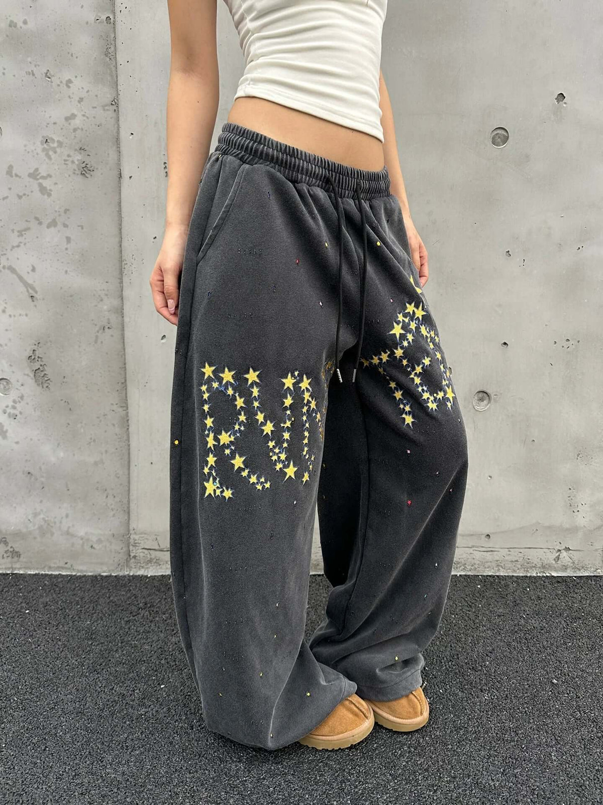 Unisex Oversize Elastic Waist Trousers — image 4