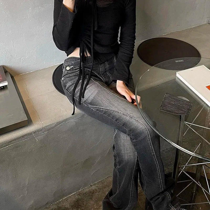 Lucyever Low-Waist Slim Flared Jeans