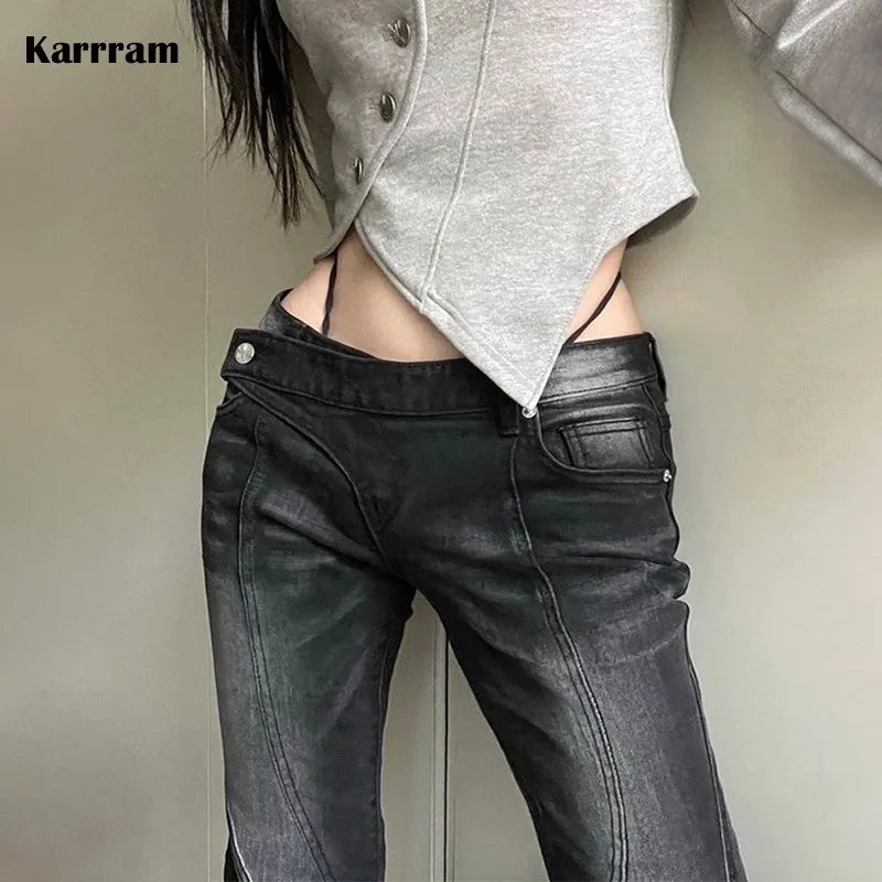 Lucyever Low-Waist Slim Flared Jeans