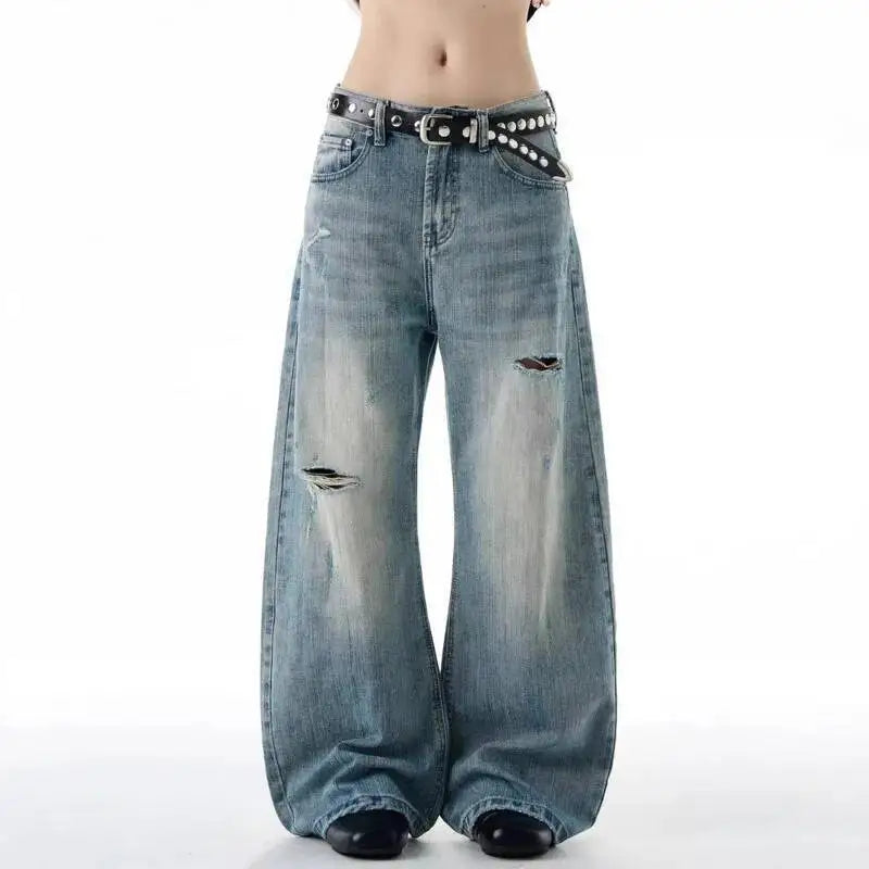 IEFB Distressed Curved Knife Jeans