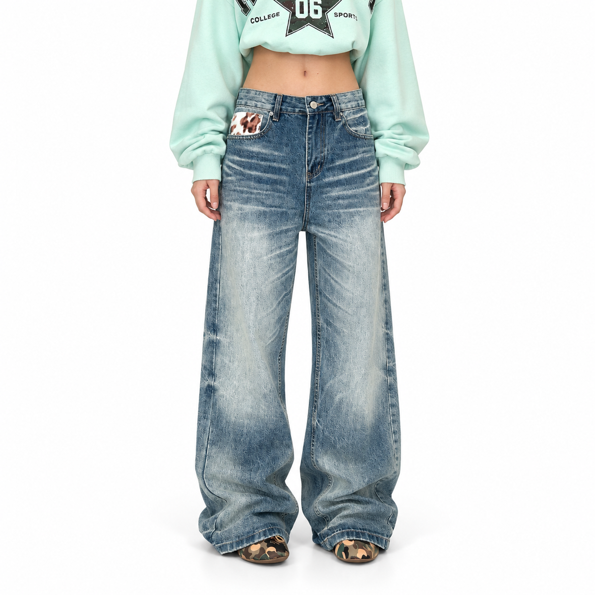 Star Embroidery Gradient Wide-Leg Jeans — white studio catalog image
